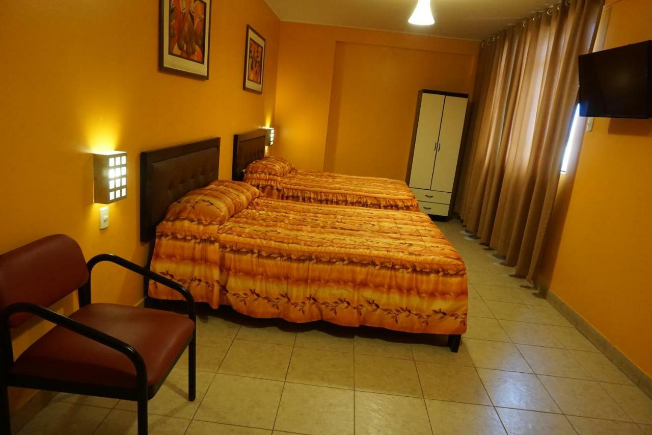 Hotel Santa Maria Lima Buitenkant foto