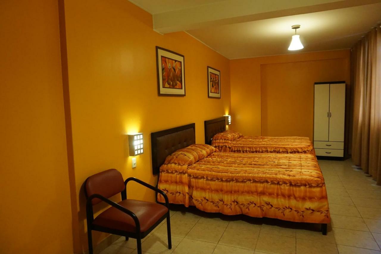 Hotel Santa Maria Lima Buitenkant foto