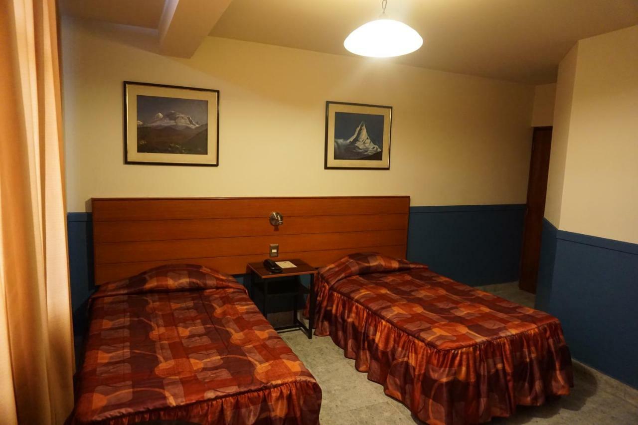Hotel Santa Maria Lima Buitenkant foto