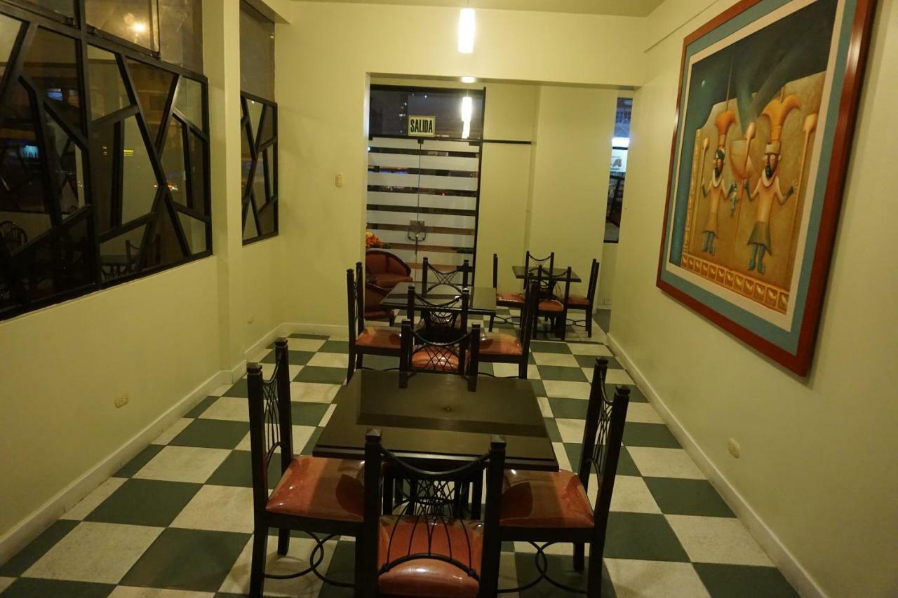 Hotel Santa Maria Lima Buitenkant foto