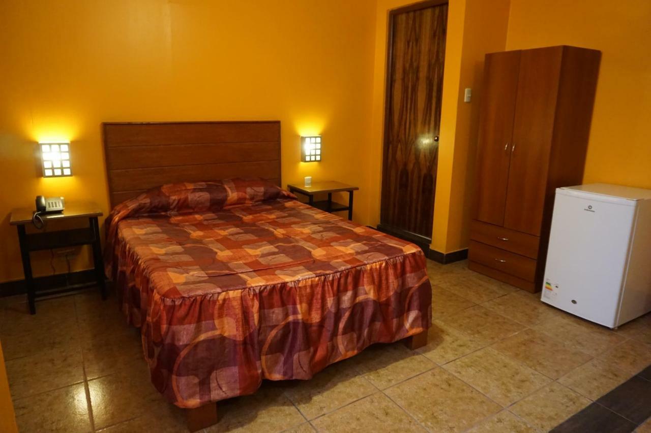 Hotel Santa Maria Lima Buitenkant foto