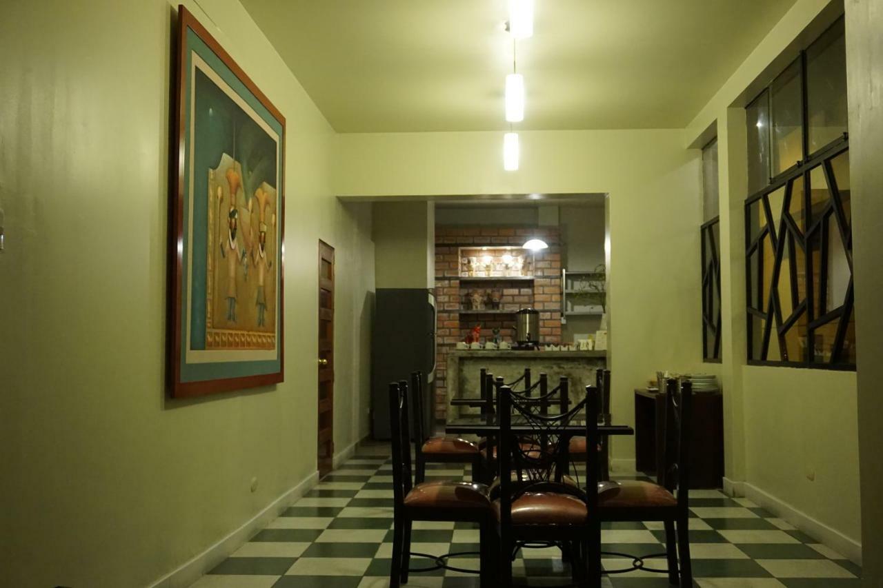 Hotel Santa Maria Lima Buitenkant foto